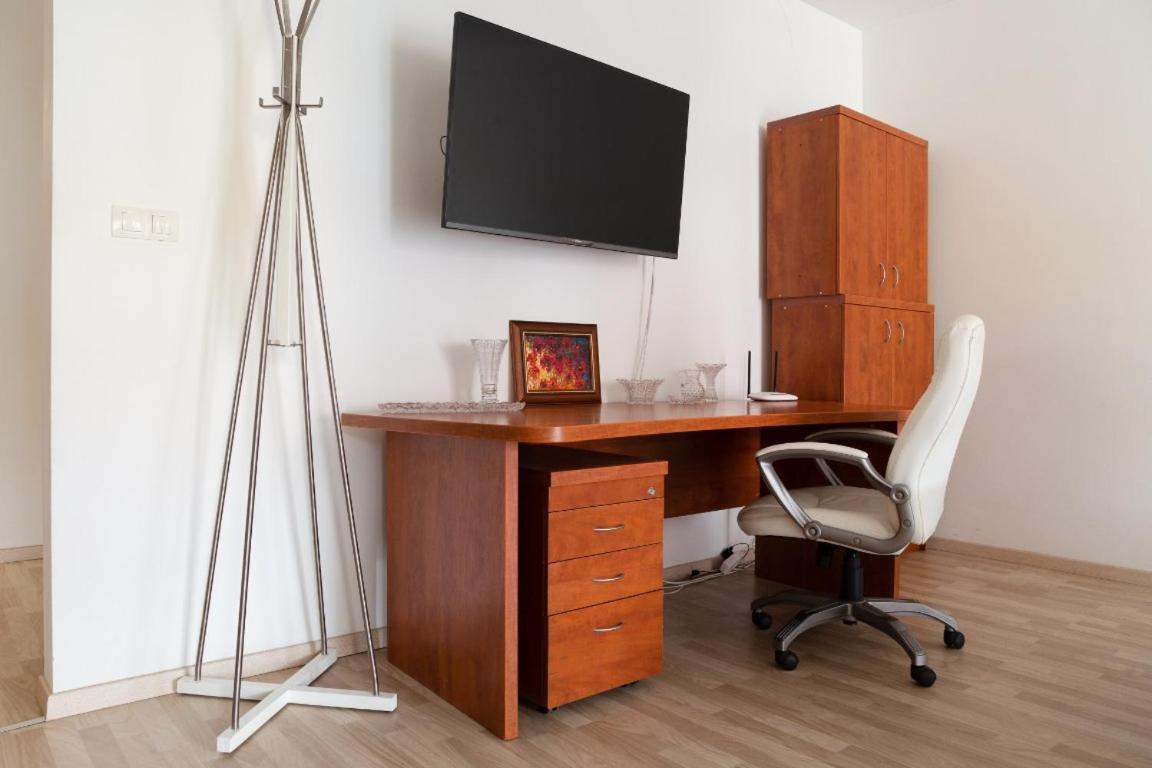 Great Tourist And Business Apartment Near Center Pressburg Exterior foto