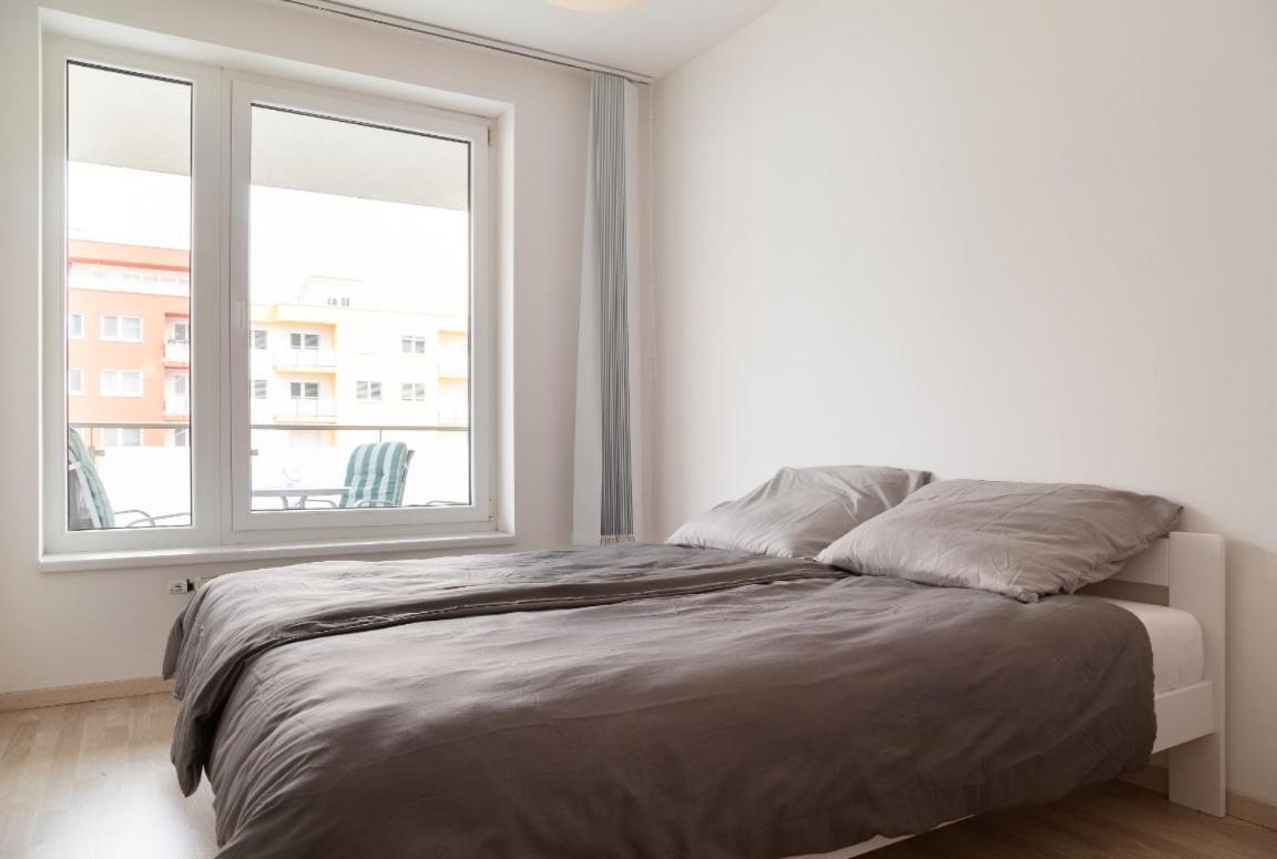 Great Tourist And Business Apartment Near Center Pressburg Exterior foto