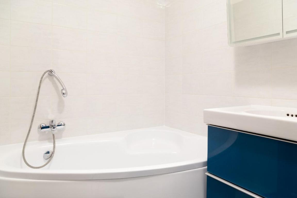 Great Tourist And Business Apartment Near Center Pressburg Exterior foto